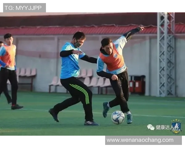 足弓传球艺术解析足球球星如何用精准脚法掌控全场比赛节奏 足弓传球艺术解析足球球星如何用精准脚法掌控全场比赛节奏